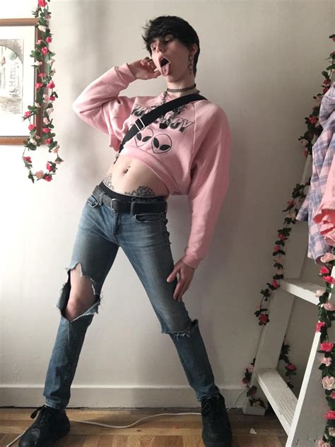 vegasfemboy|Vegasfemboy (u/Vegasfemboy)